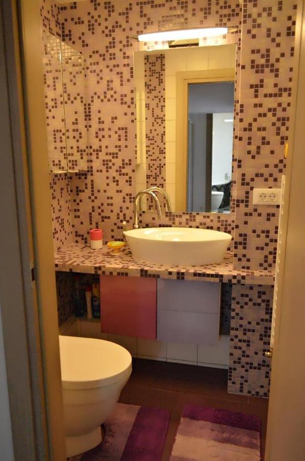 Apartament Confort Panu Apartment Bukares Bagian luar foto